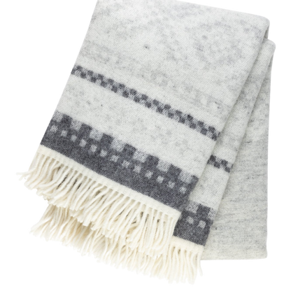 Marius Lillun blanket grey